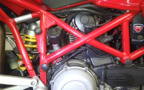 DUCATI MULTISTRADA 1000 DS 2004