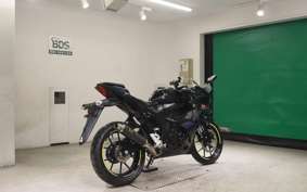 SUZUKI GSX-R125 DL33B