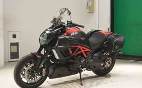 DUCATI DIAVEL Carbon 2013