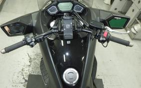 HONDA NM4 VULTUS -01 2016 RC82