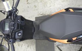 YAMAHA X FORCE 2000 SG79J