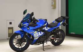 SUZUKI GSX250RA 2025
