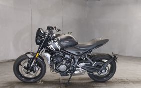 TRIUMPH  TRIUMPH  TRIDENT 660 LGL10U