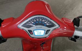VESPA PRIMA BEIGE RA125 M8210