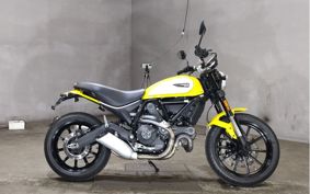DUCATI  DUCATI  SCRAMBLER  ICON  2018 KC01JA