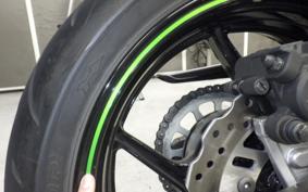KAWASAKI Z800 2016
