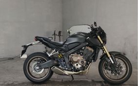 HONDA CB650R 2021 RH03