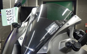 KAWASAKI ZX-25R 2023 ZX250E