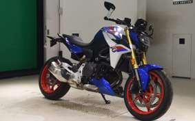 BMW F900R 2025