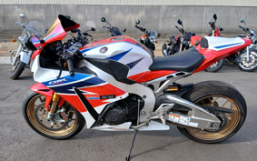 HONDA CBR1000RR 2015 SC59