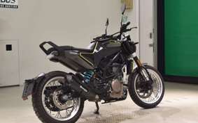 HUSQVARNA SVARTPILEN 401 2018