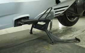 SUZUKI SKYWAVE 250 (Burgman 250)