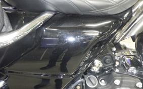 HARLEY FLHRC 1690 2014