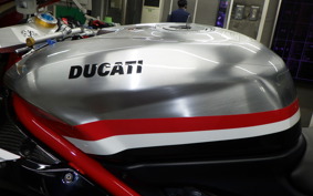 DUCATI 1198 S 2010