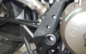 HUSQVARNA NORDEN901 2022
