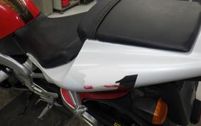 YAMAHA YZF-R1 1999
