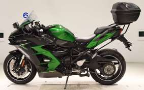 KAWASAKI NINJA H2 SX SE 2022 ZXT02P