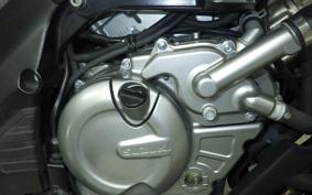 SUZUKI DL650 ( V-Strom 650 ) A 2015 VP56A