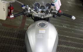 SUZUKI INAZUMA 1200 (GSX1200) 2000 GV76A