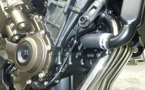 HONDA CB650R E-Clutch 2026 RH17