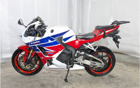 HONDA CBR600RR 2014 PC40