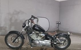 YAMAHA DRAGSTAR 250 VG02J