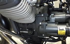 MOTO GUZZI V7 STONE 2017