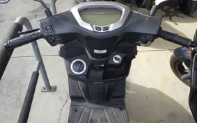 SUZUKI ｽｳｨｯｼｭ125 DV12B