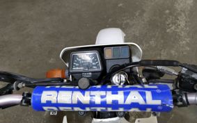 YAMAHA SEROW 225 1KH