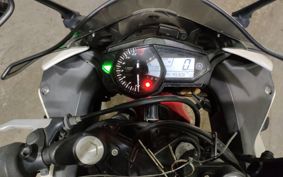 YAMAHA YZF-R25 RG10J