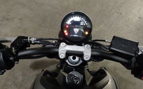 TRIUMPH  TRIUMPH  TRIDENT 660 LGL10U