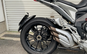 MV AGUSTA TWO RIZUMOVE LOW CHE 800 2018 ZCGT310