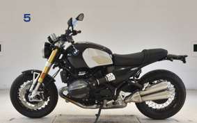 BMW R12 nine T 2025
