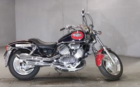 HONDA MAGNA 750 RC43