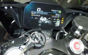 BMW M1000RR 2025
