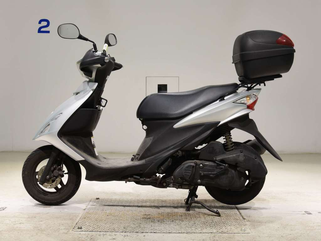 Фото Suzuki ADDRESS V125 S 1992 с японского аукциона