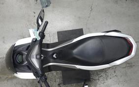 YAMAHA N-MAX 2001 SED6J
