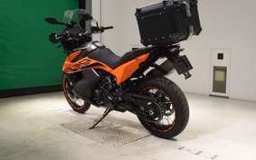 KTM 890 ADVENTURE	 2023