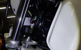 SUZUKI TS185 2001