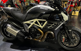 DUCATI DIAVEL AMG 2013 ZDMG102JACB