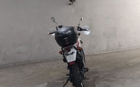YAMAHA SEROW 225W 4JG