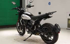 DUCATI SCRAMBLER ICON 2026