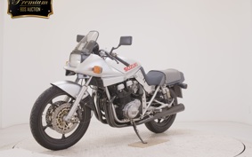 SUZUKI GSX1100S KATANA 2000 GU76A