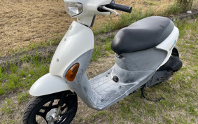 SUZUKI LET's 4 CA46A