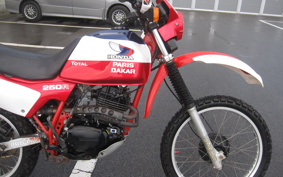 HONDA XL250R PARIS-DAKAR MD03