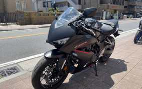 HONDA CBR650R 2024 RH17
