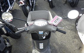 SUZUKI LET's 4 Basket CA43A