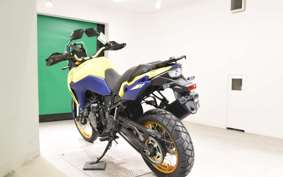 SUZUKI Vｽﾄﾛｰﾑ800DE 2024 EM1BA