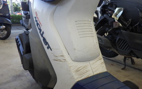 SUZUKI MOLLET FA14B