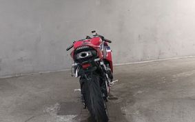 HONDA CBR600RR 2021 PC40